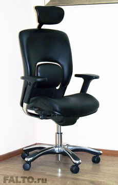 Комфортное кресло класса Lux