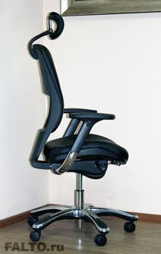 Эргономичное кресло класса Lux