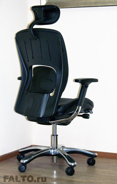 Комфортное кресло класса Lux